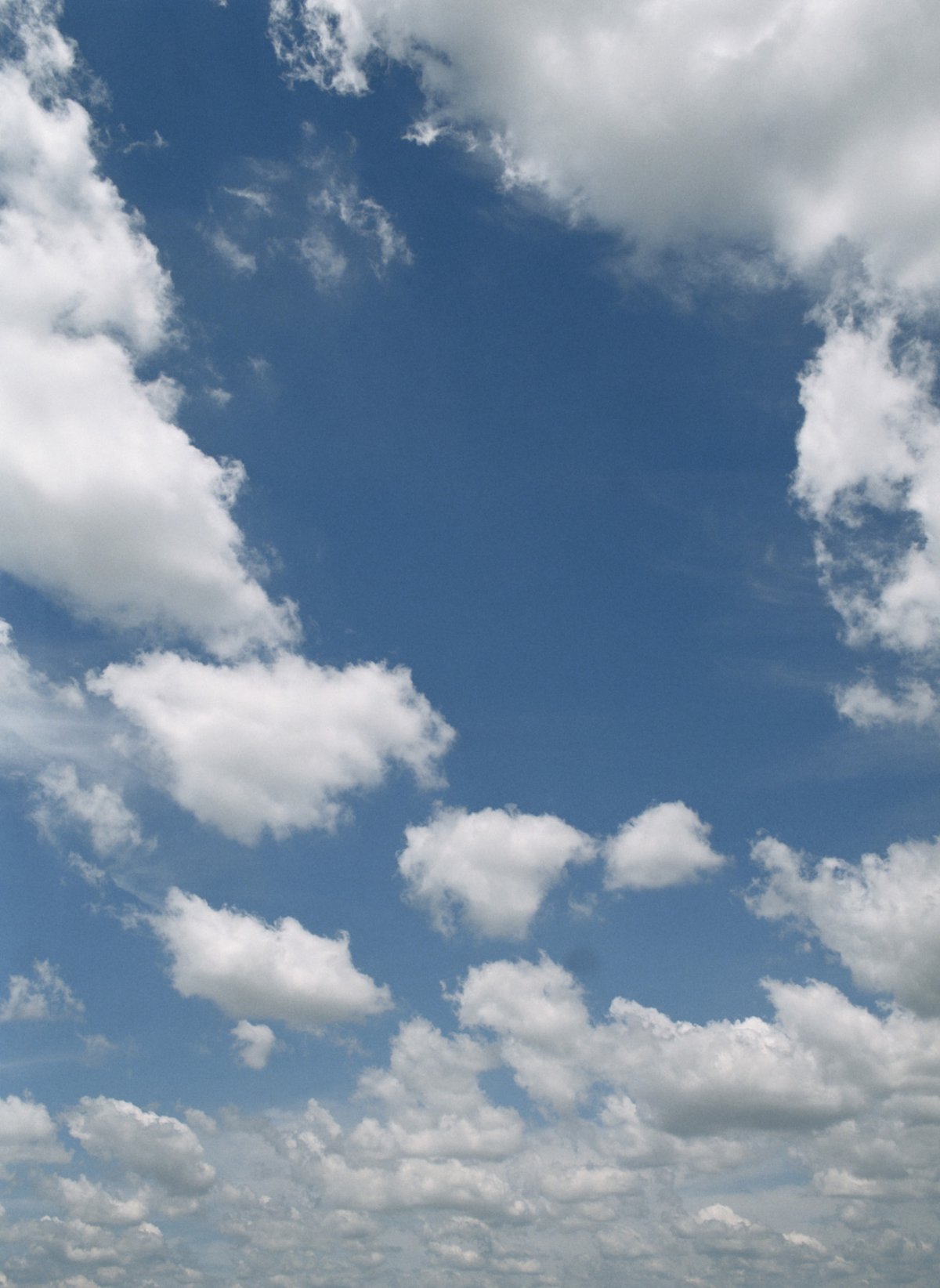 Голубое небо и солнце