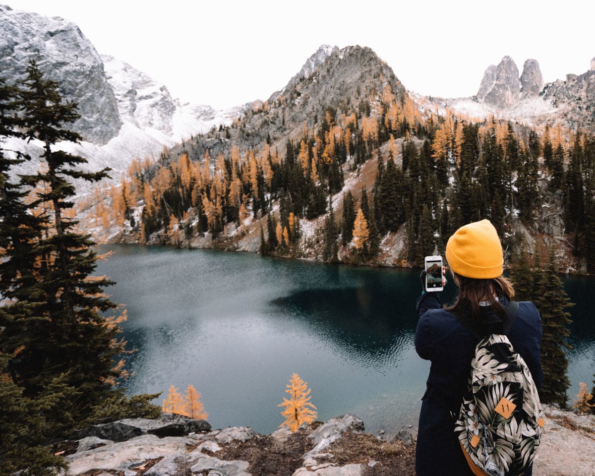 Девушка поход горы