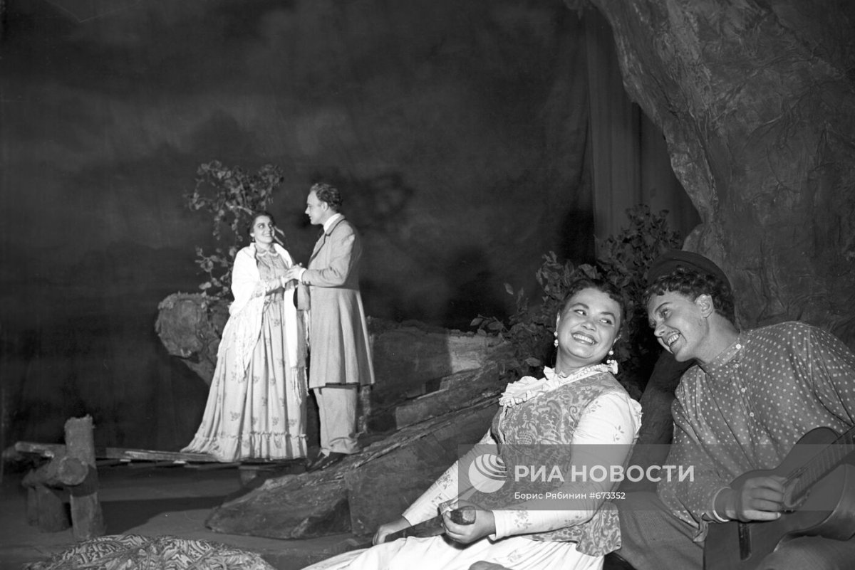 Театр гроза Островский Катерина