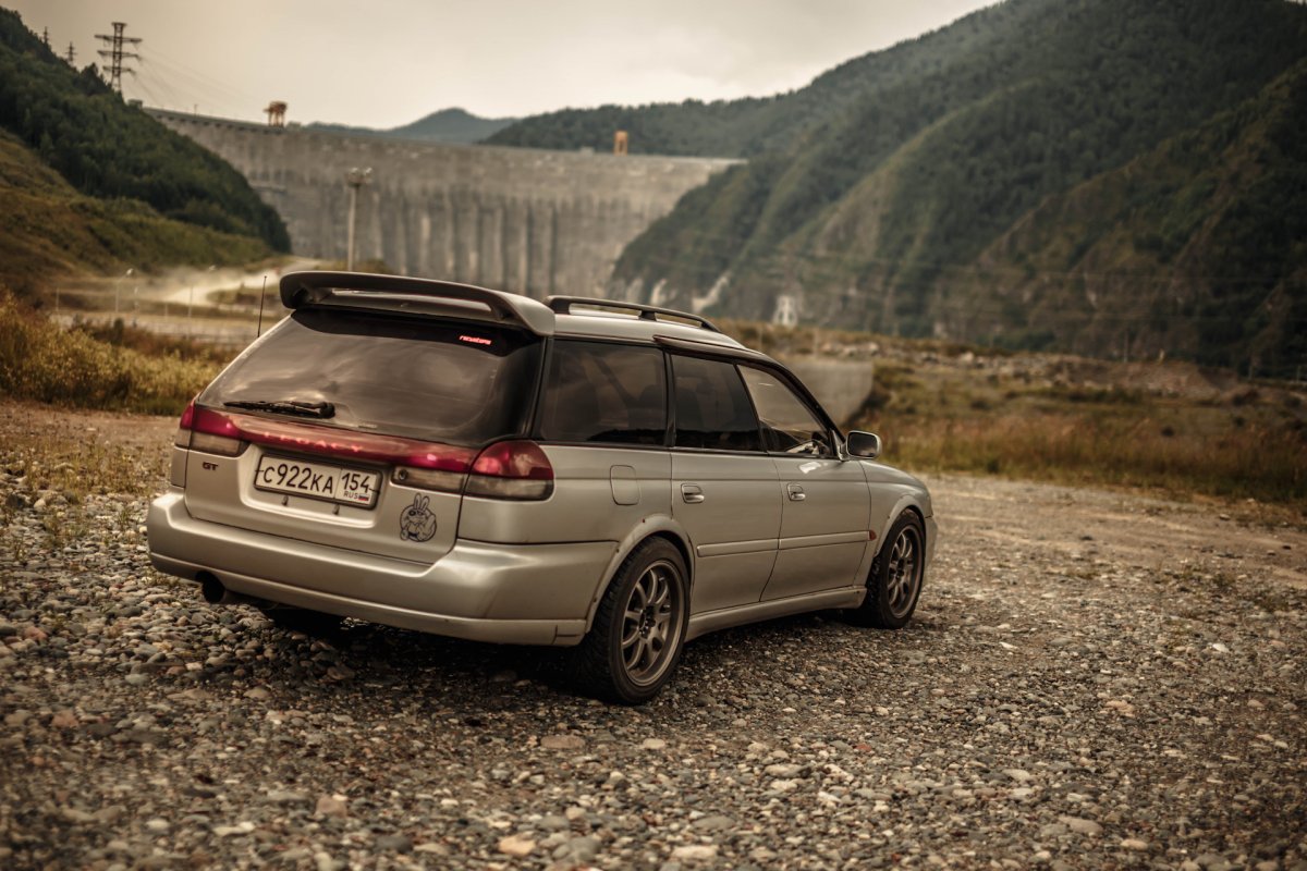 Subaru Legacy Wagon 1996