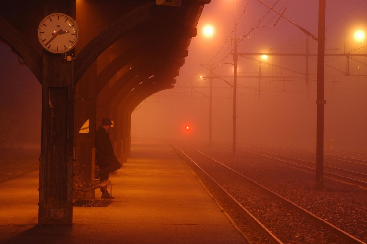 Уходящий поезд