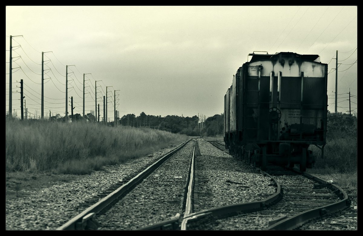 Женщина на перроне