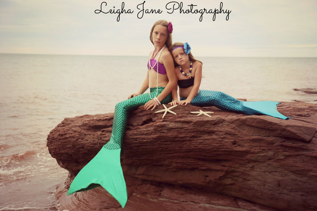 Фотосессия русалки мама и дочь