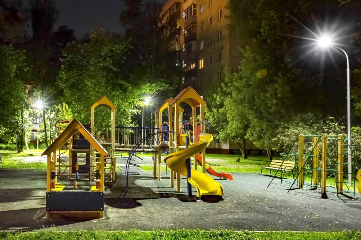 Придомовая детская площадка