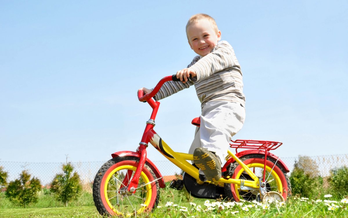 Маленький велосипед для ребенка