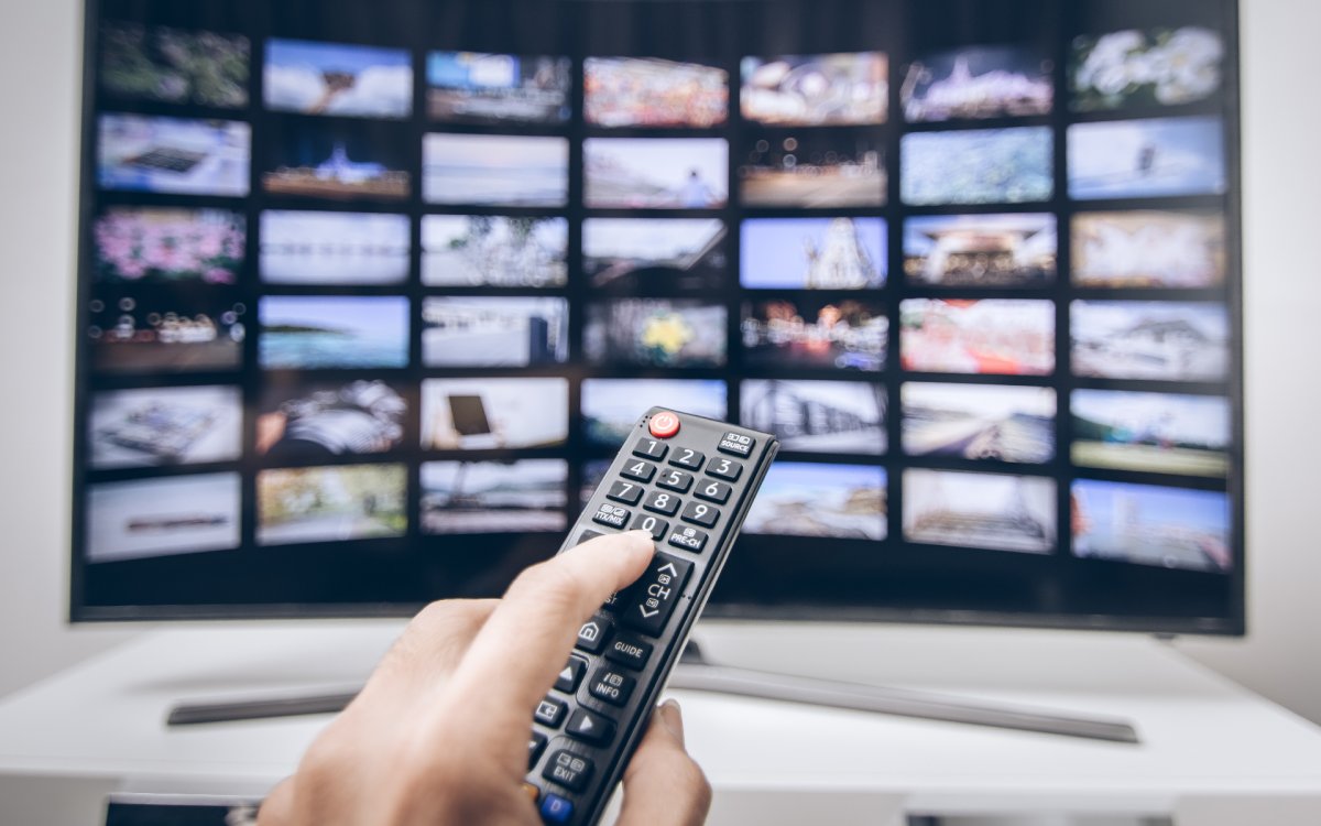 Коллаж на тему реклама