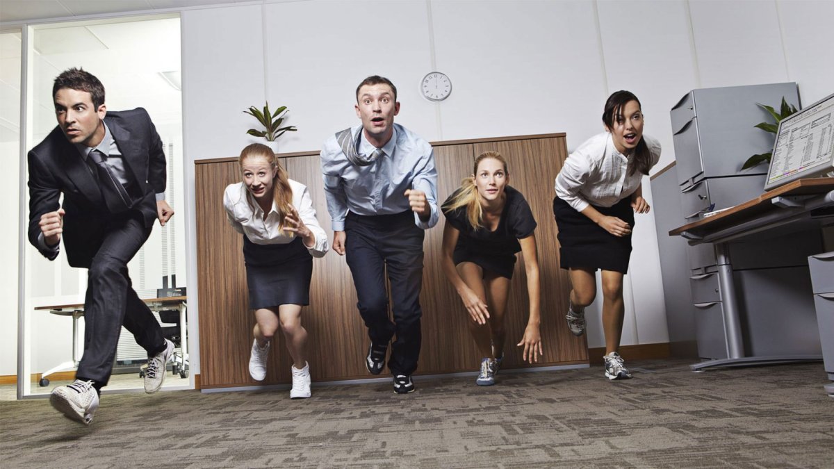 Креативная фотосессия в офисе