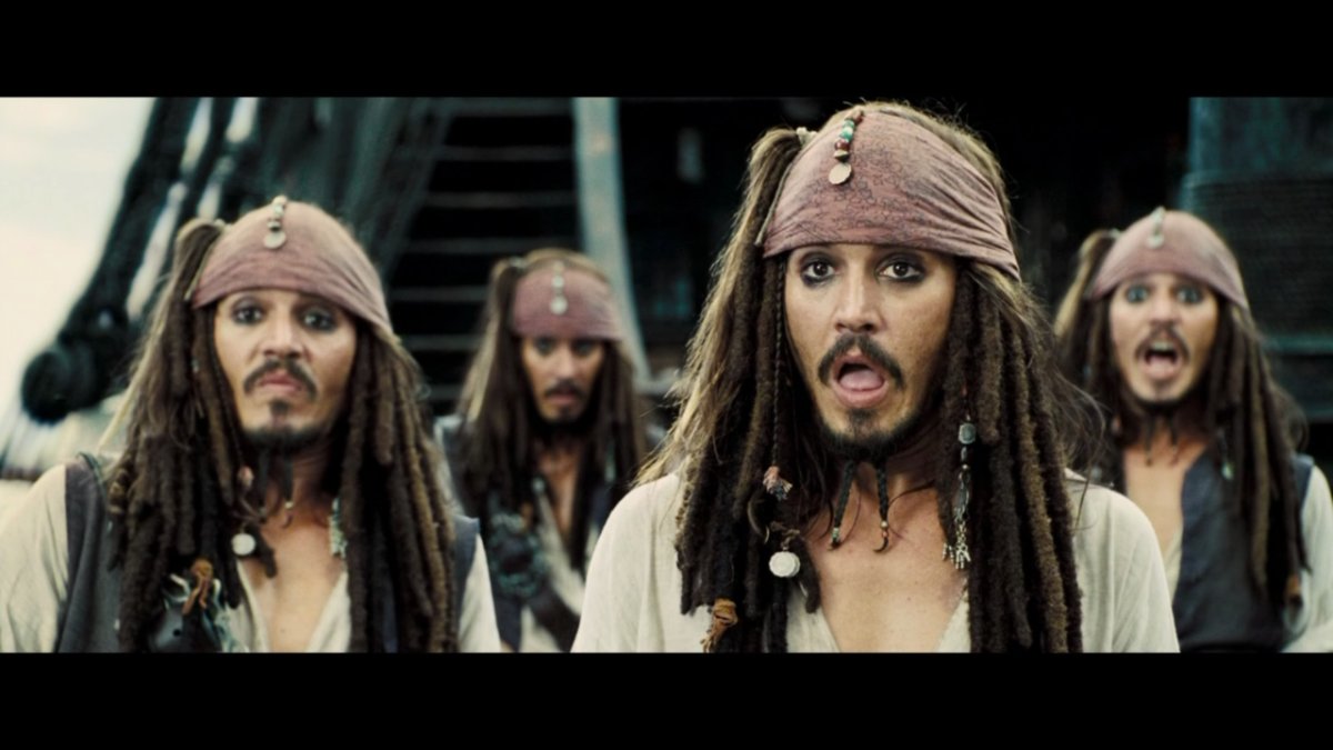 Капитан Джек Воробей одноглазый