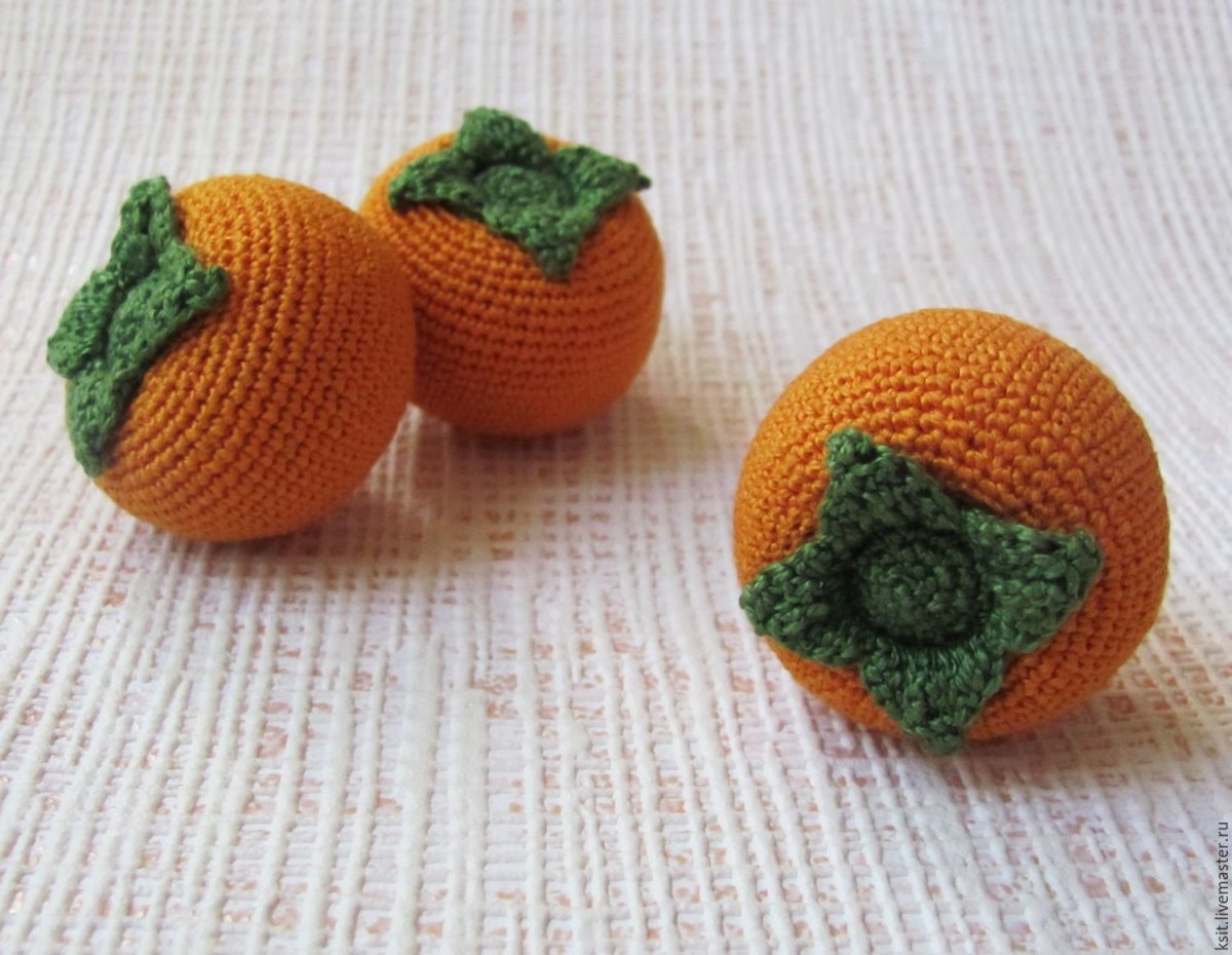 Хурма вяжет