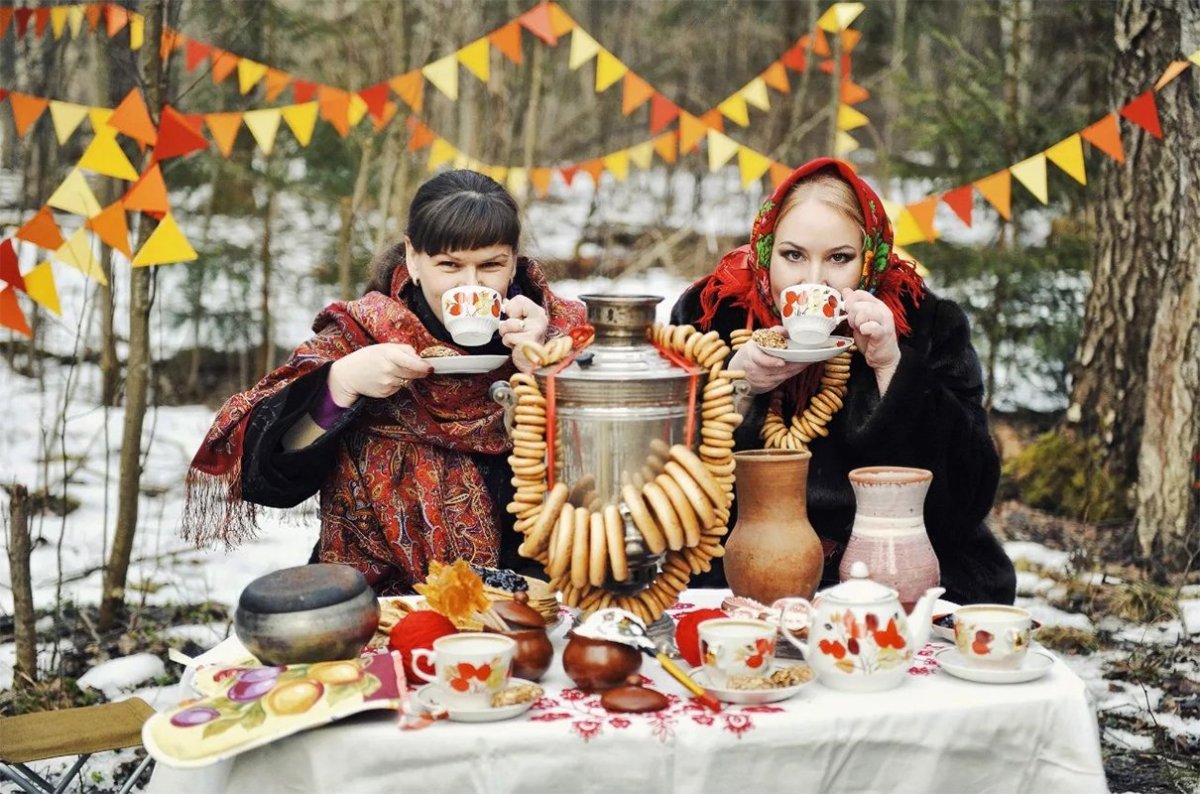 Праздничные народные гулянья