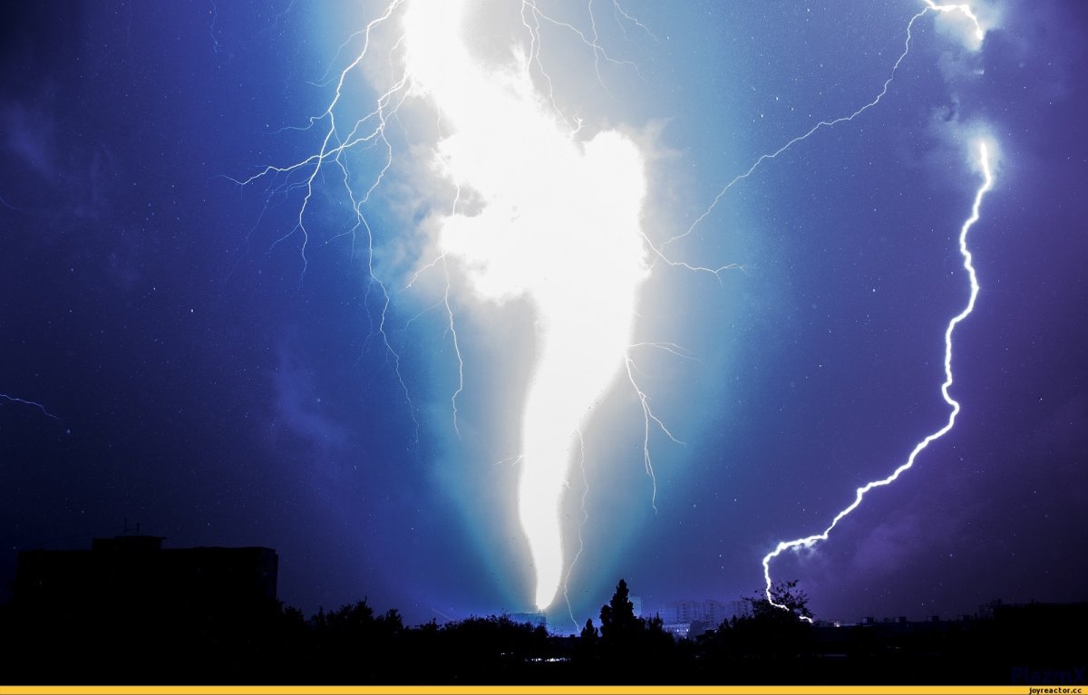 Ракетообразная молния