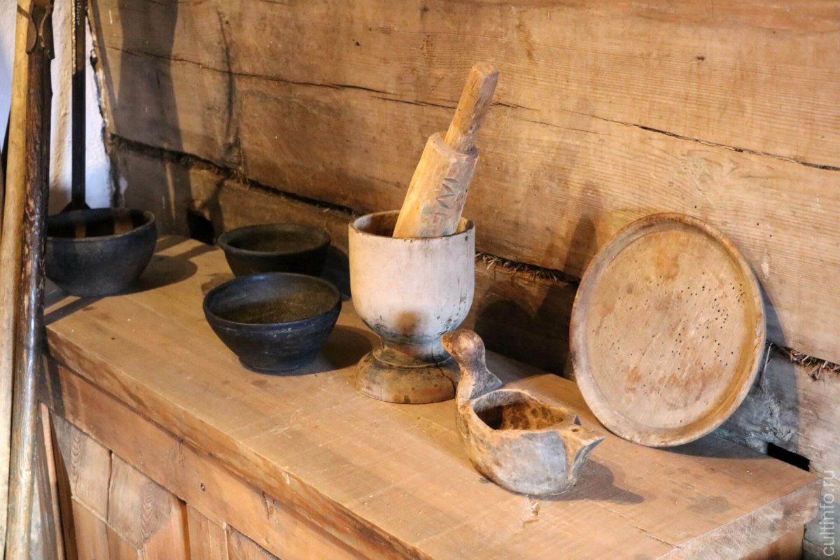 Посуда Крестьянская изба 17 век Россия