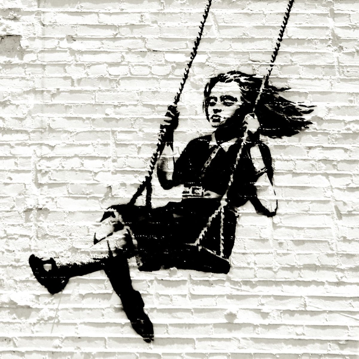 Человек на качелях