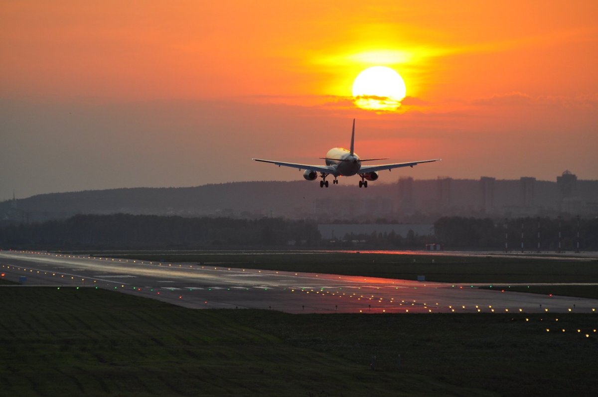 Аэропорт Кольцово Взлетная полоса