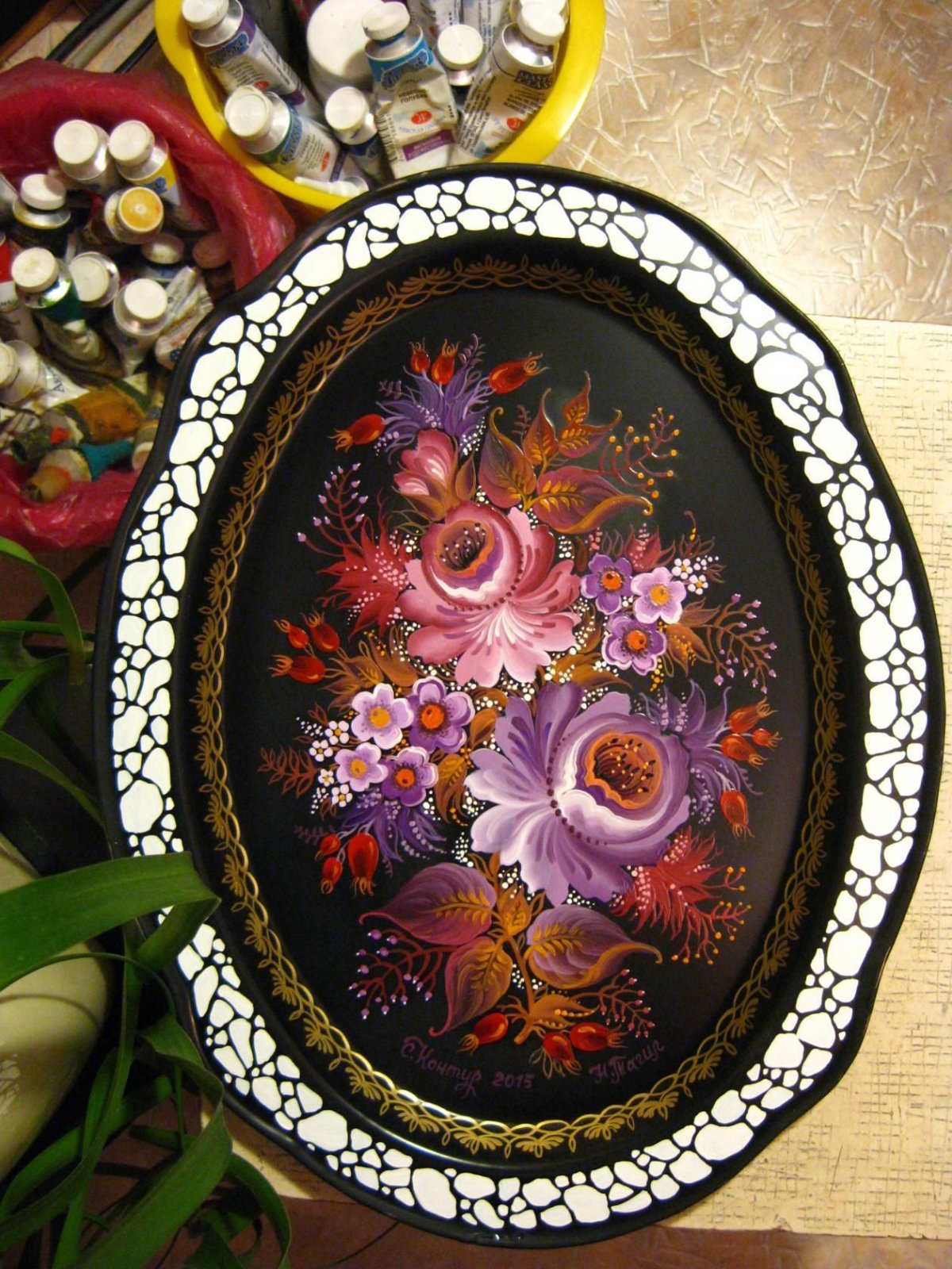 Уральская роспись Нижнетагильский поднос