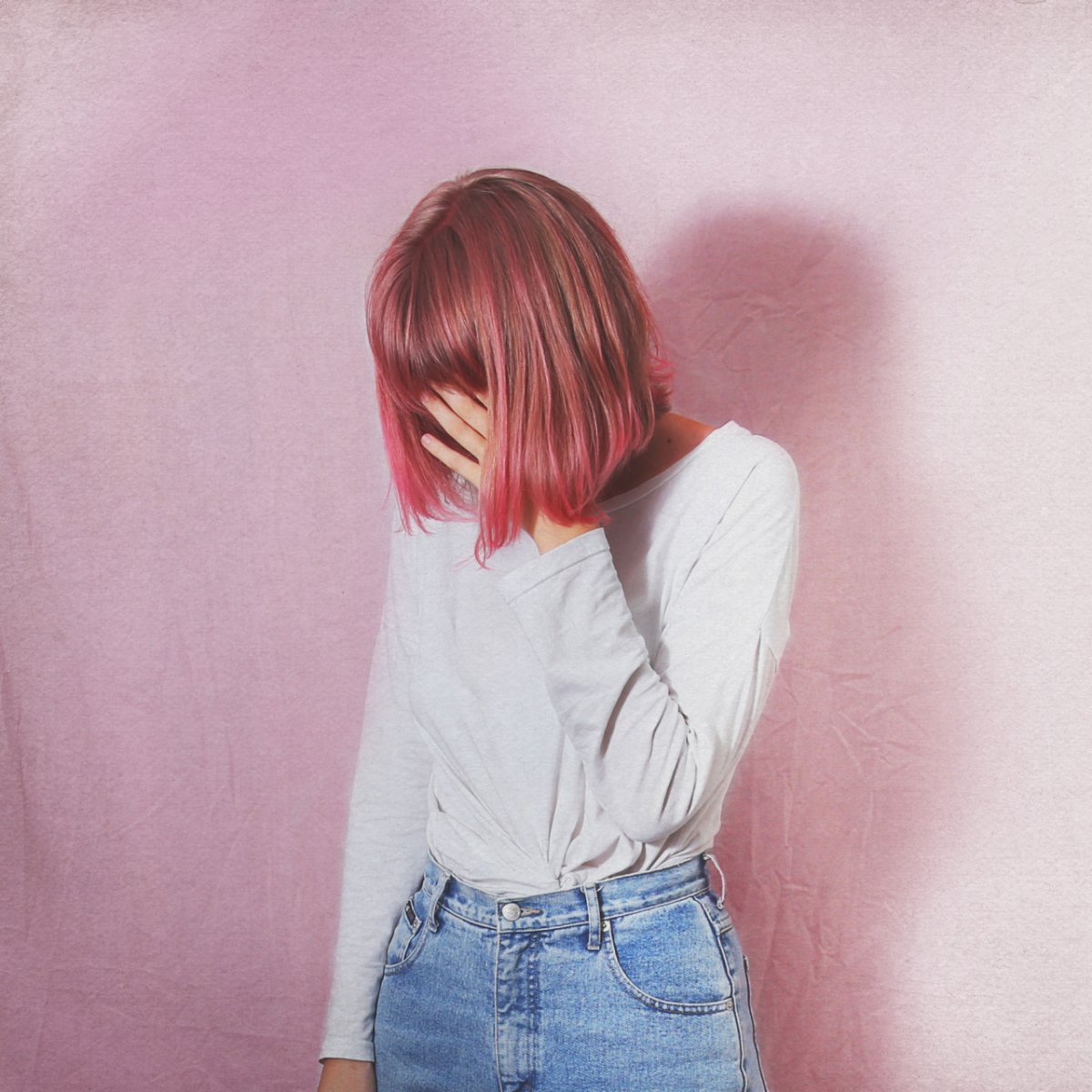 Люси Хейл стрижка каре