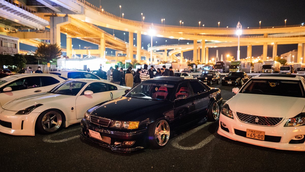 Парковка Дайкоку Япония