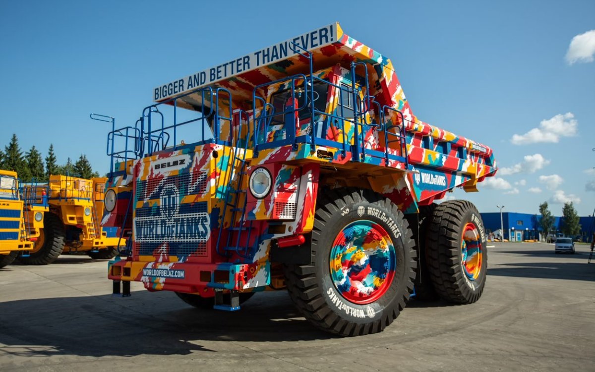 Карьерный самосвал БЕЛАЗ-75131 (В сеточке)