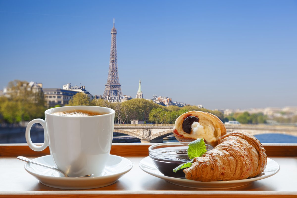 Завтрак в Париже