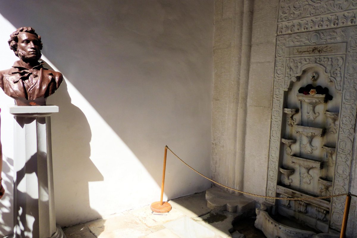 Фонтан слез Пушкин