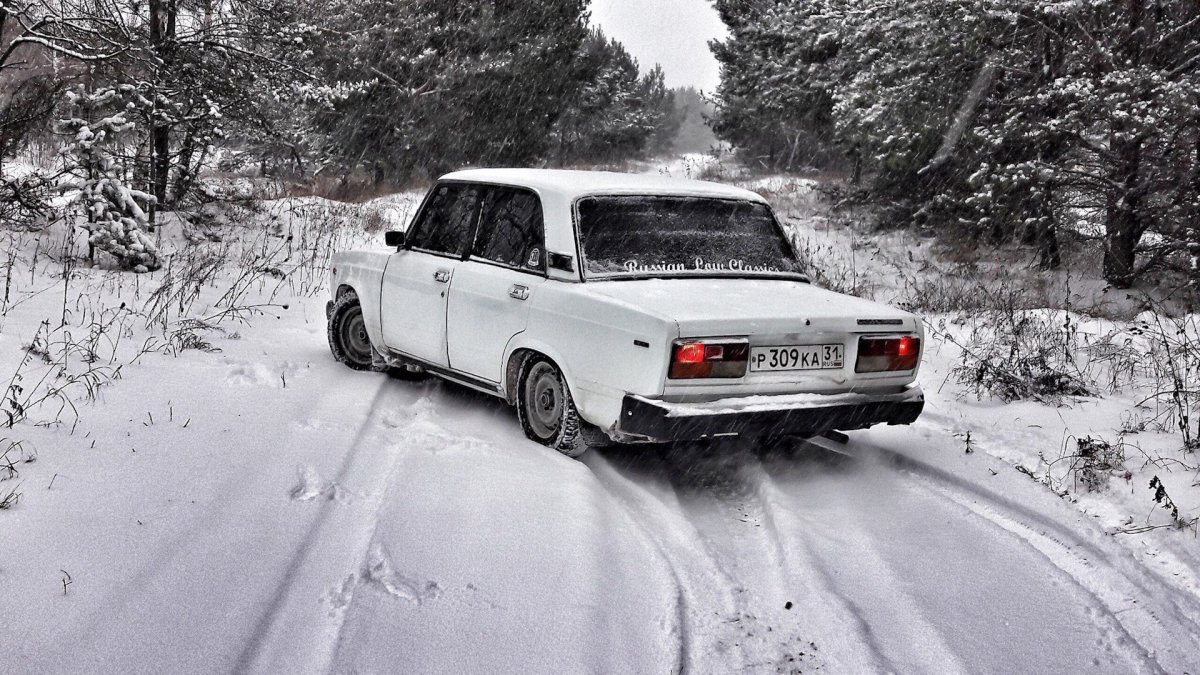 Жигули ВАЗ 2107 зима