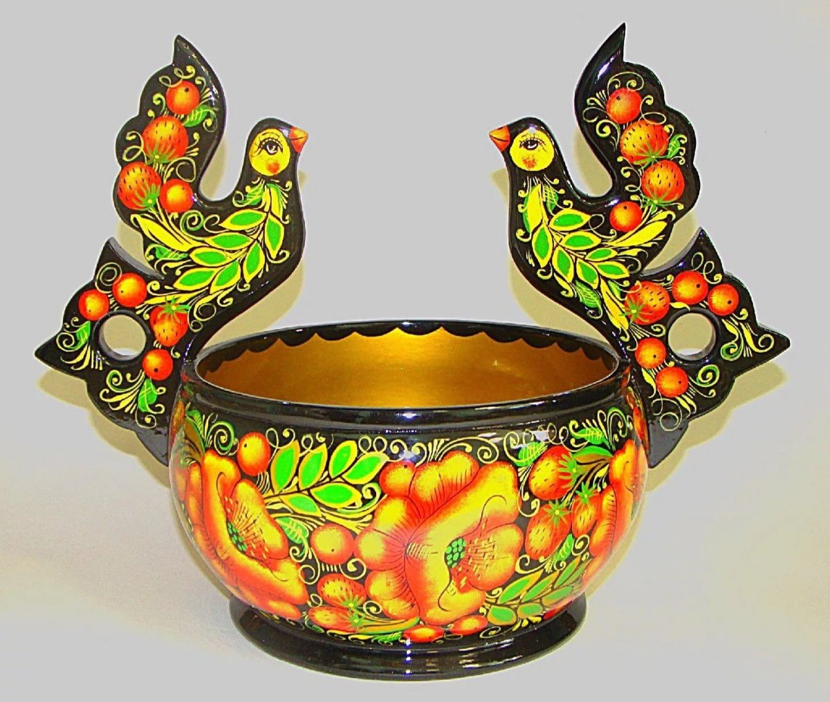 Изделия народных художественных промыслов