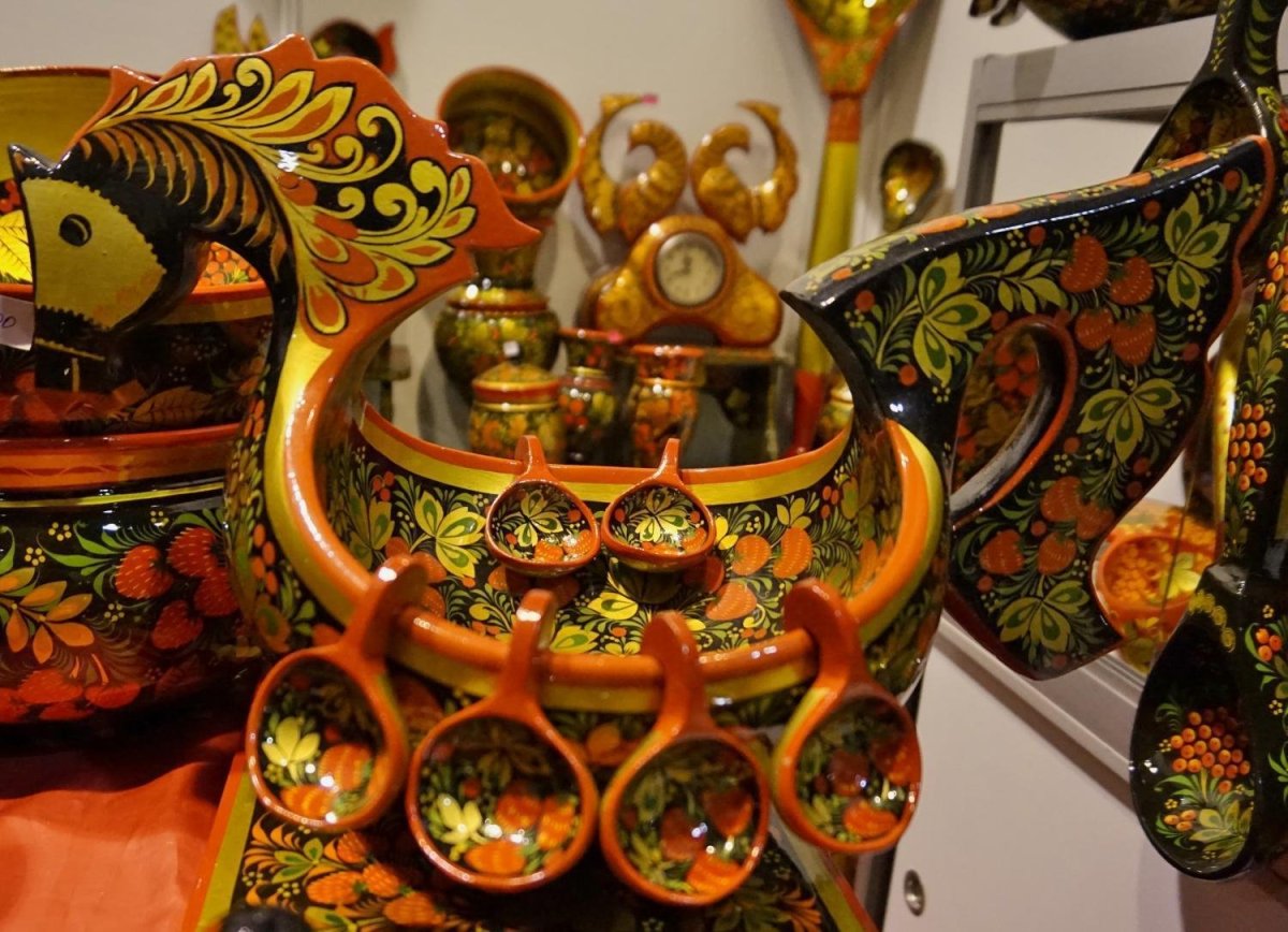 Фабрика «Хохломская роспись» в Семенове