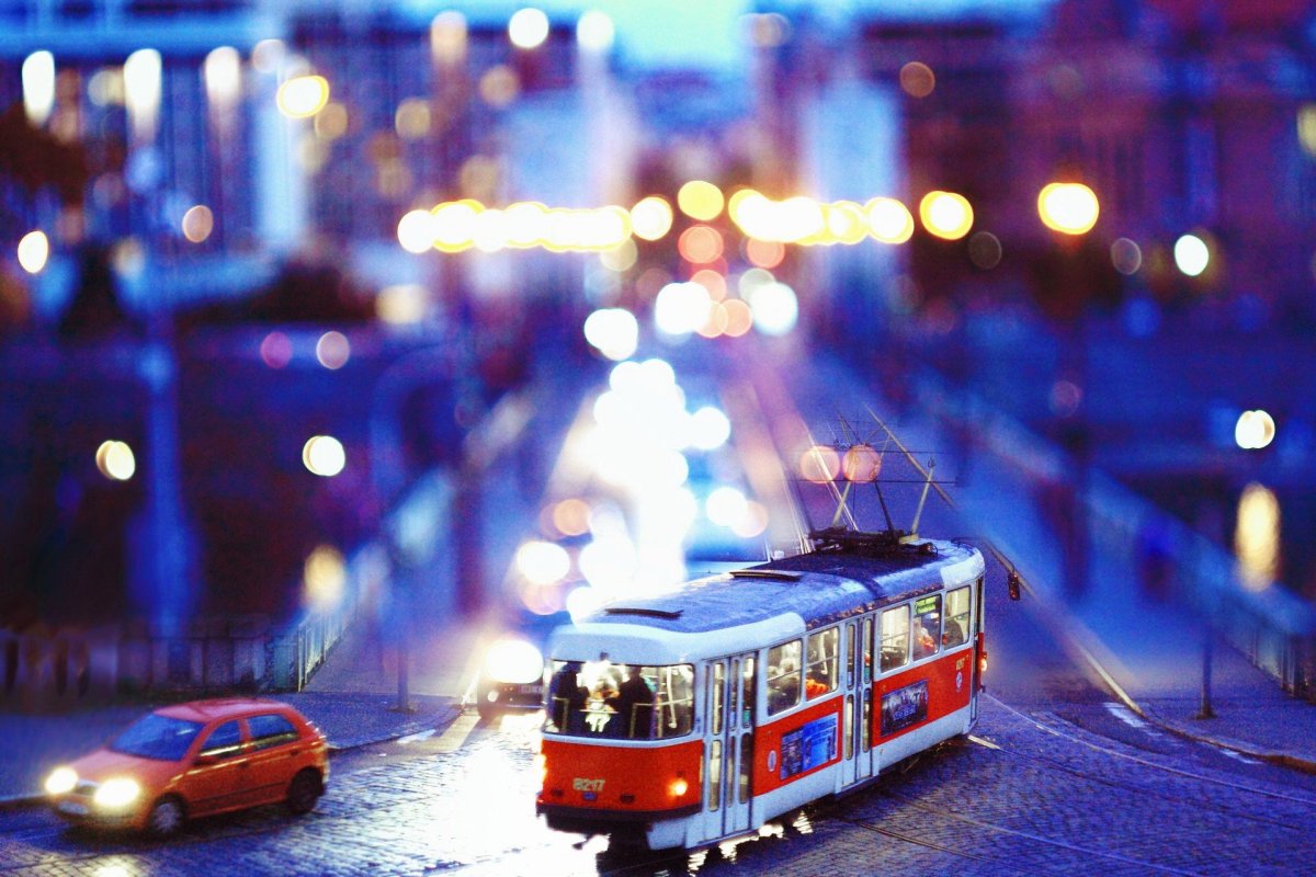 Трамвай ночью