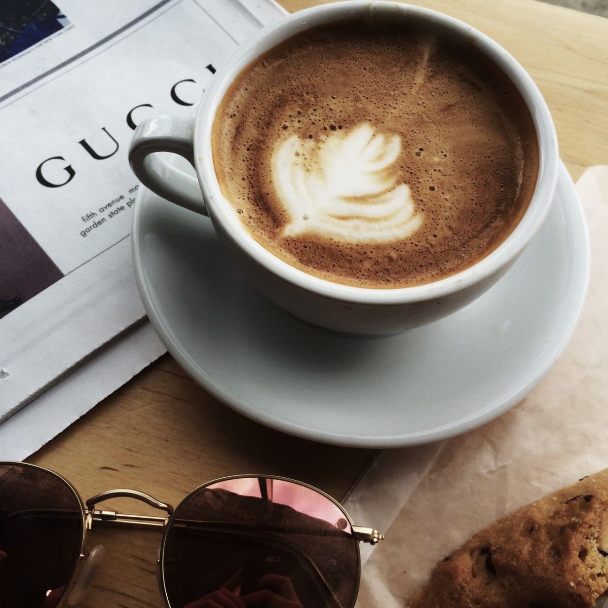 Чашечка утреннего кофе