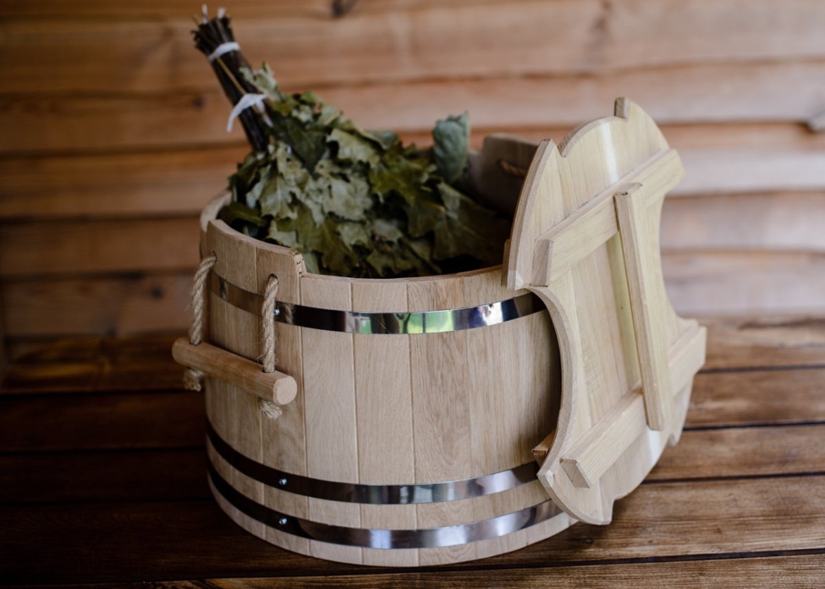 Для бани кадушка и веник