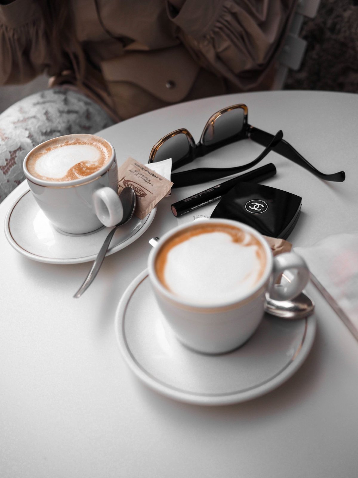 Кофе на столе