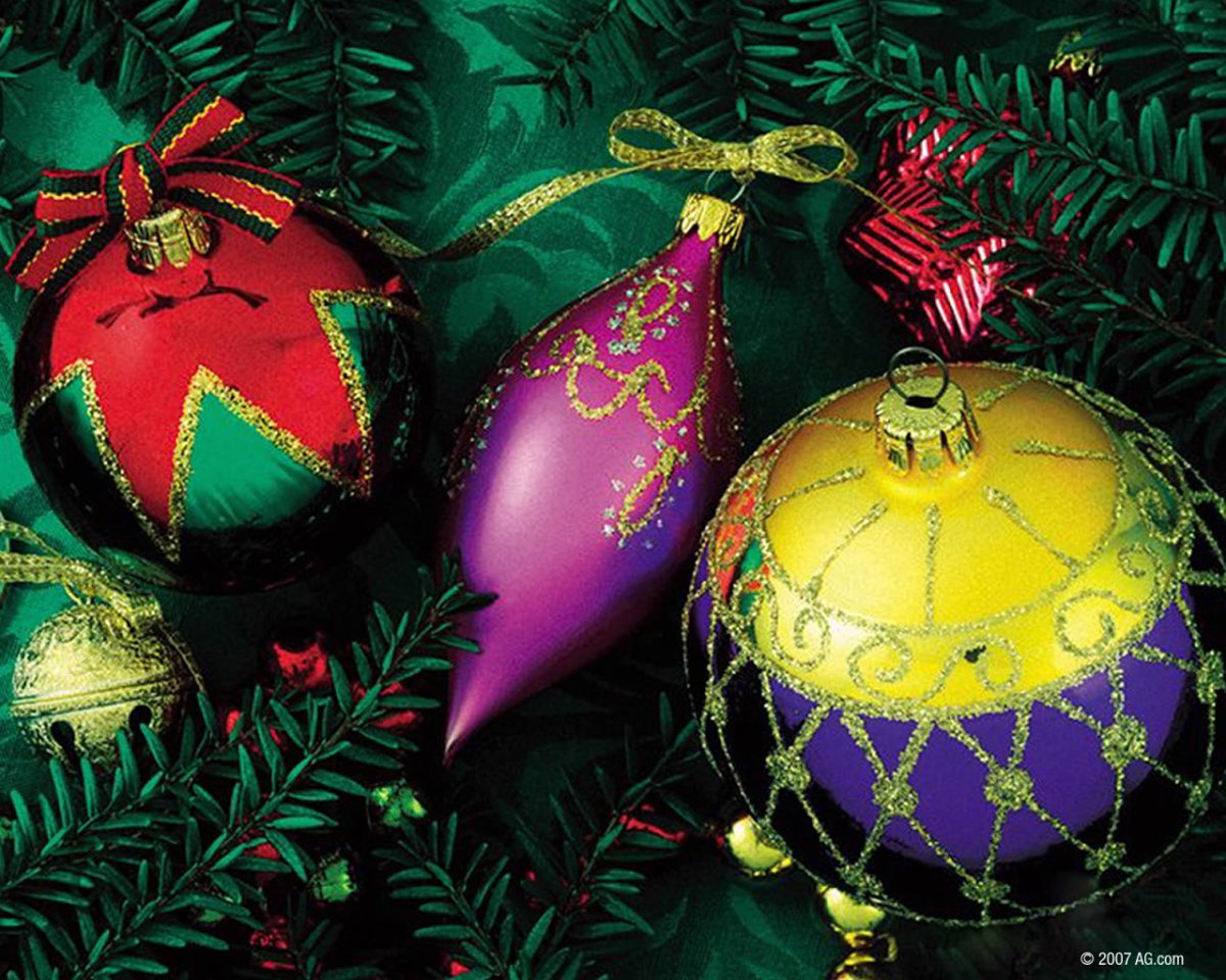 Елочные игрушки