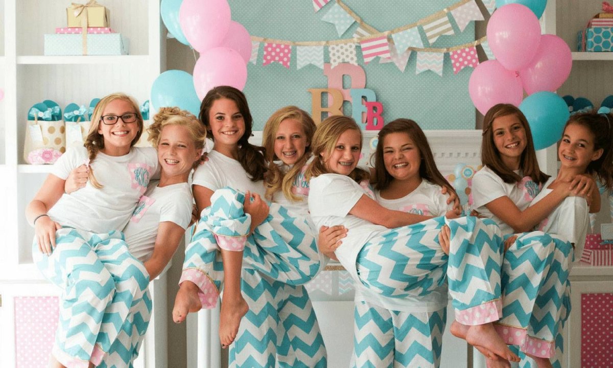 Пижамная вечеринка для детей