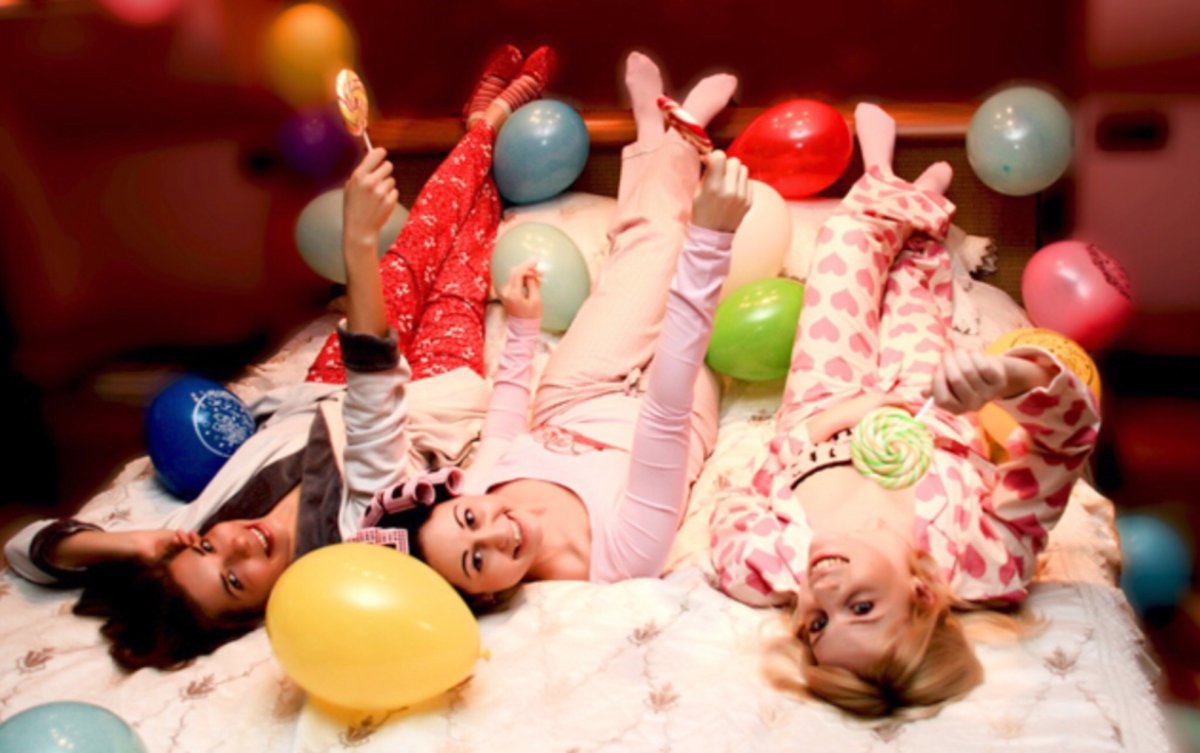 Пижамная вечеринка для детей 10 лет