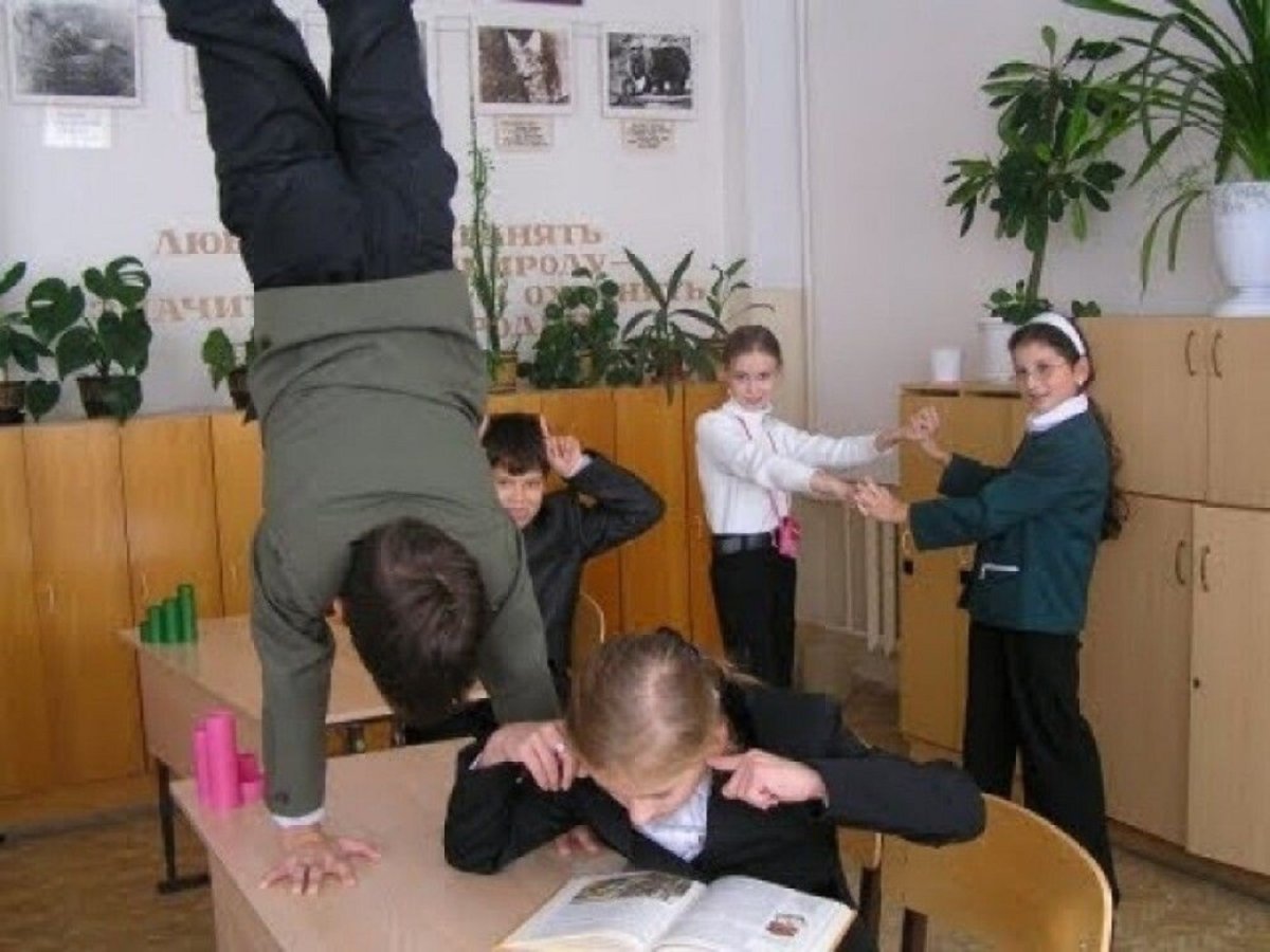 Школьная перемена раньше и сейчас