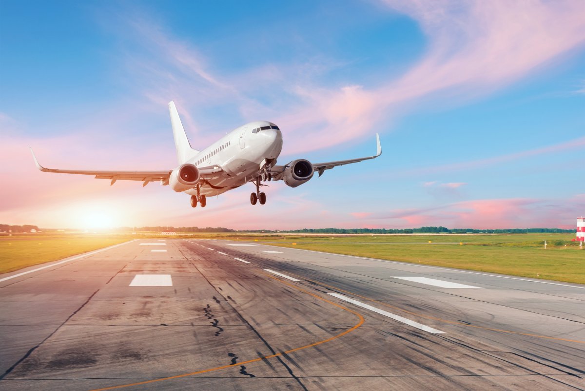 Аэропорт ночью