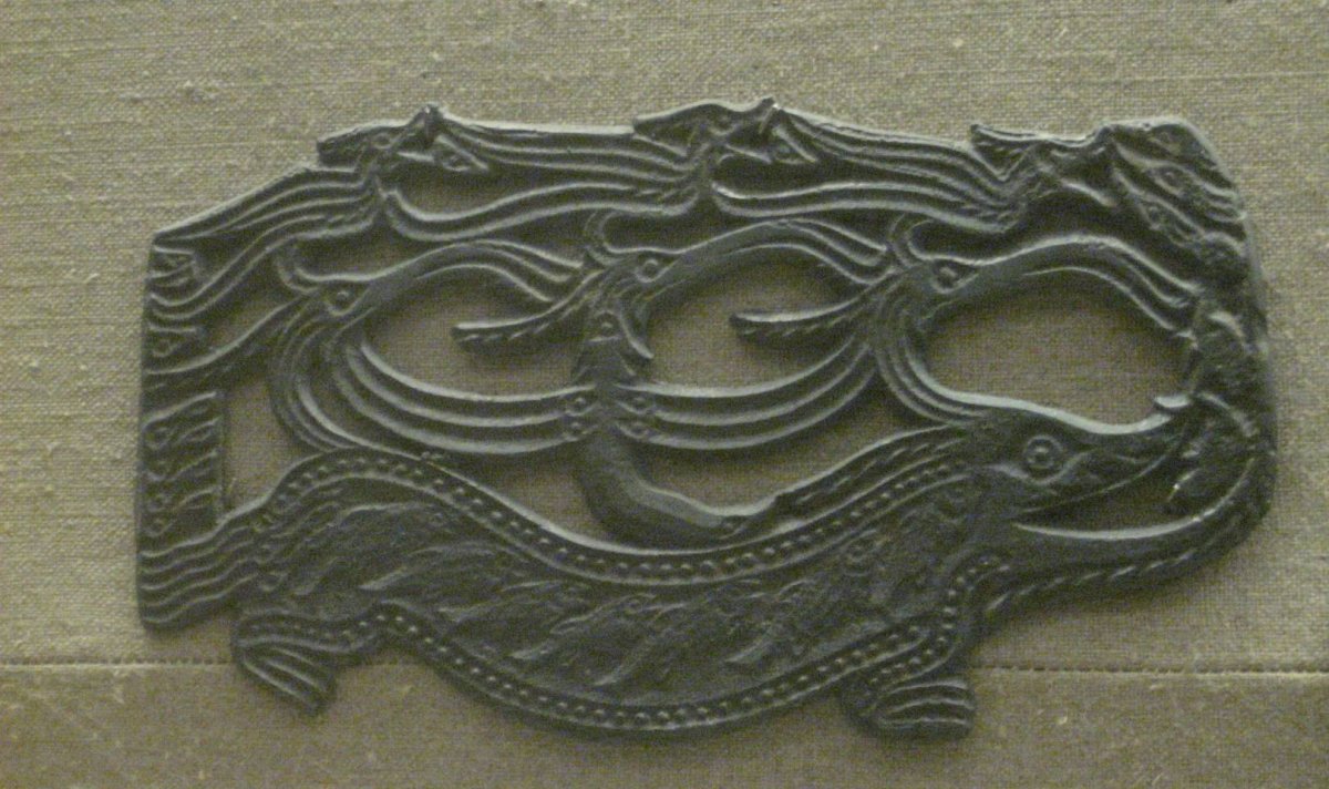 Пермский звериный стиль ящер