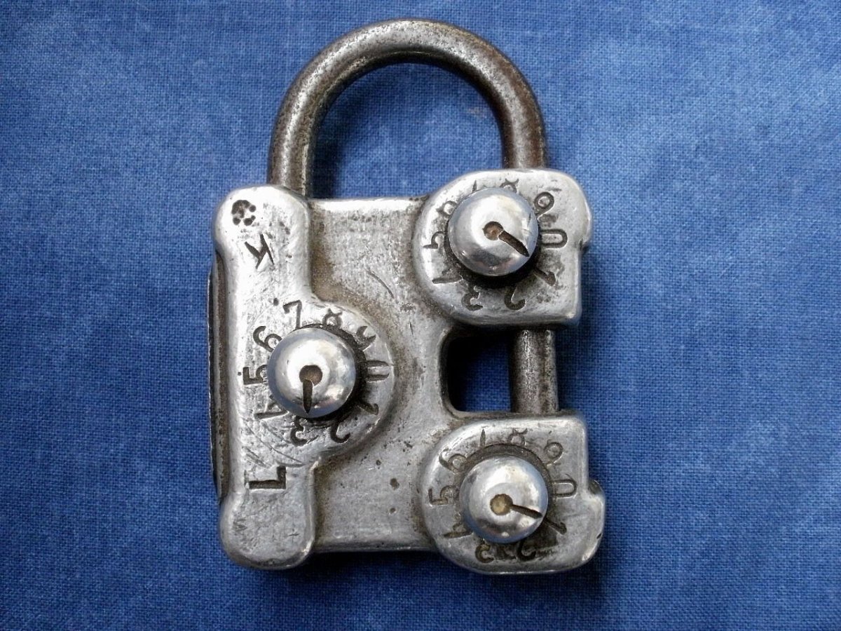 Замок дверной Винтаж r70