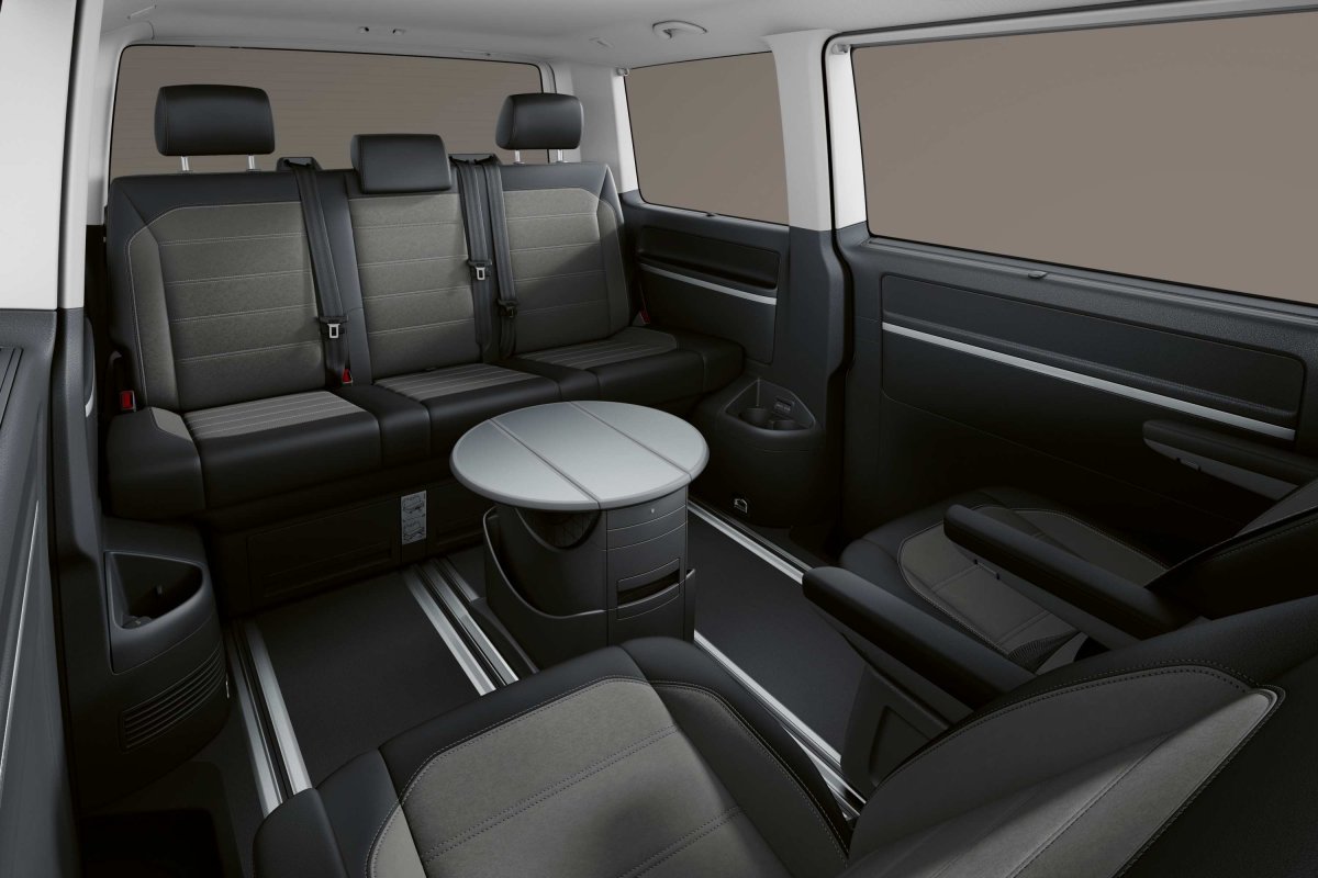 Фольксваген Мультиван 6.1