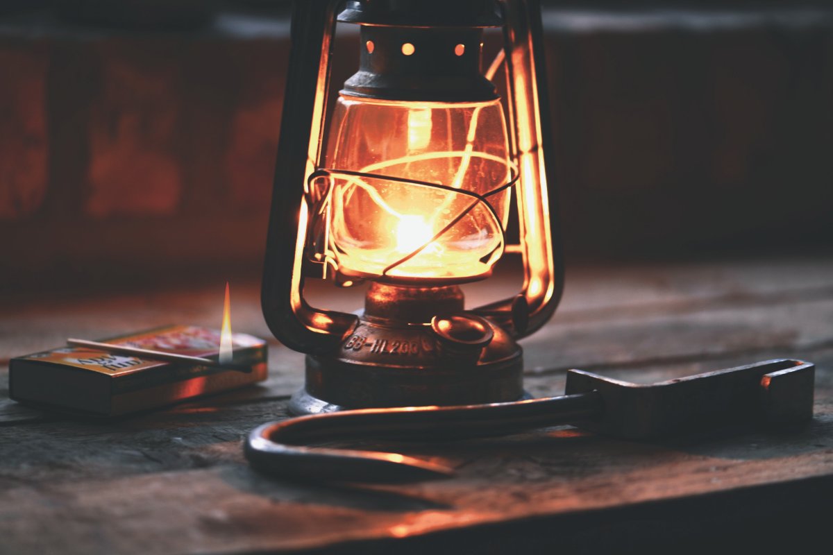 Керосиновая лампа bat 159