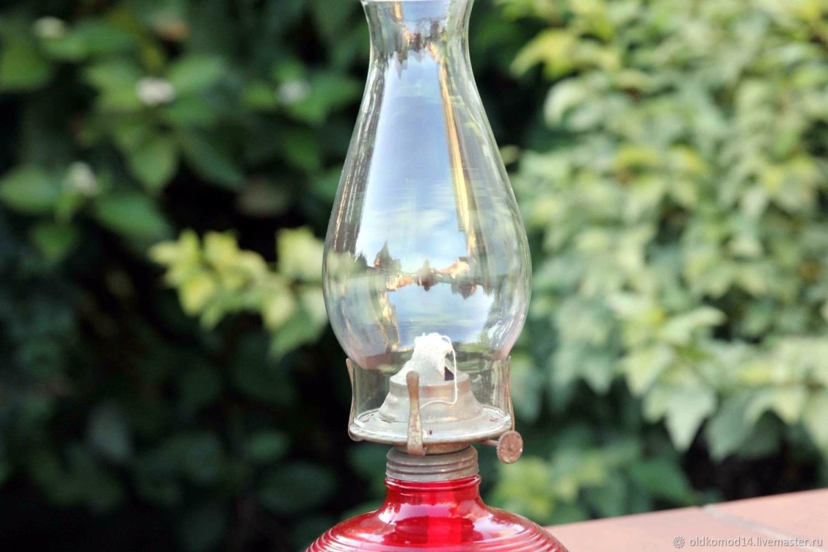 Керосиновая лампа СЕМИЛИНЕЙКА