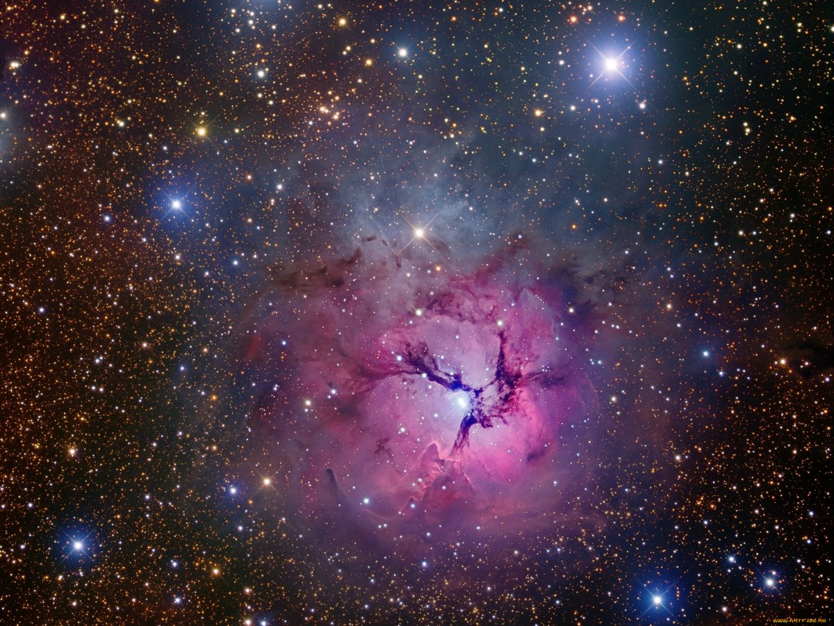 Космонавт в космосе