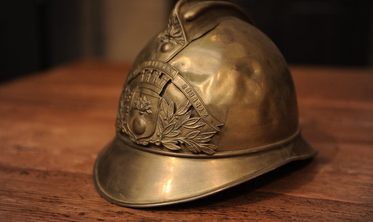 Бронзовый шлем Мильтиада