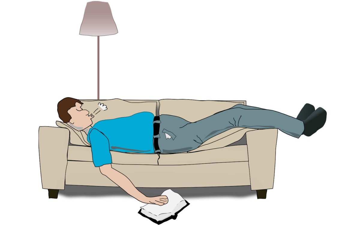Лежит на диване иллюстрация