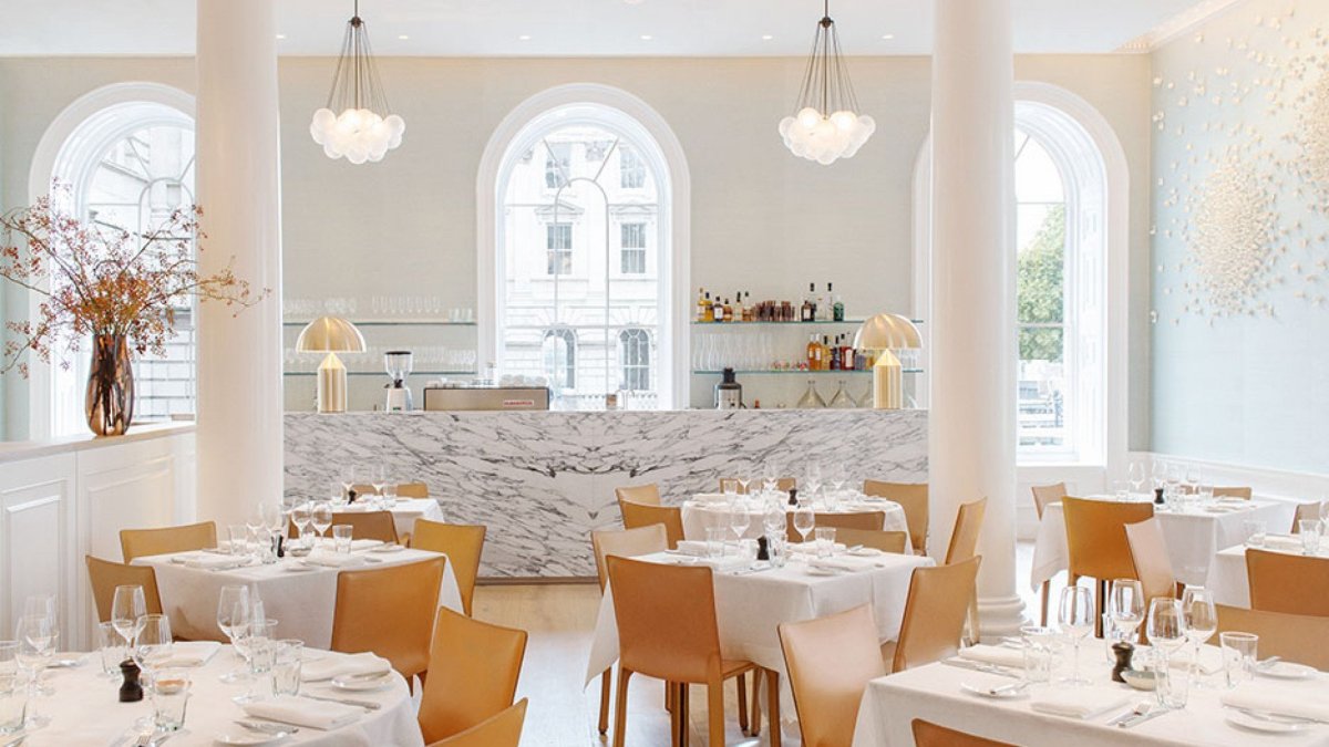 Красивое кафе