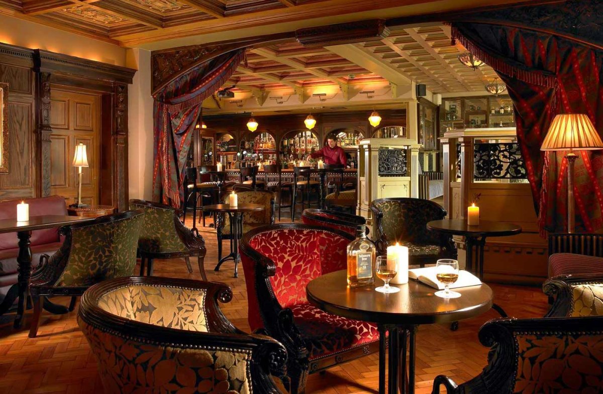 Интерьер ресторана в стиле Винтаж