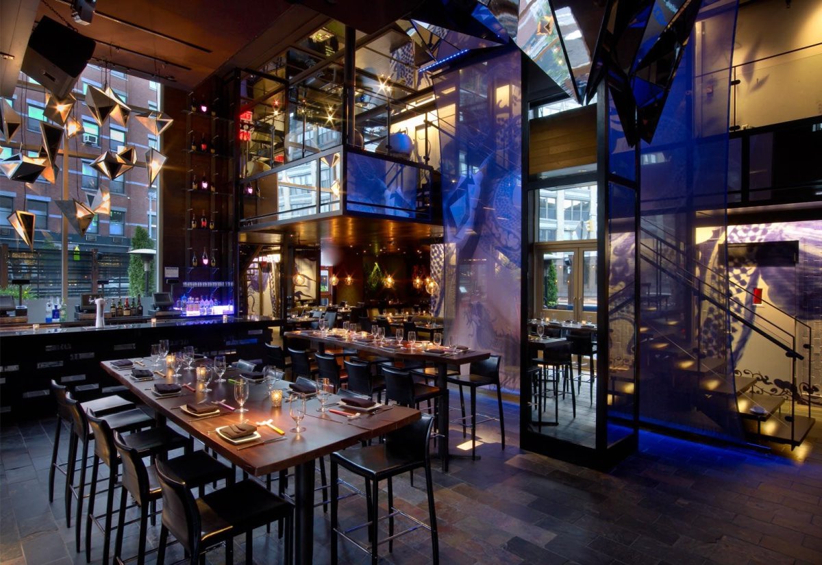 Шикарный бар