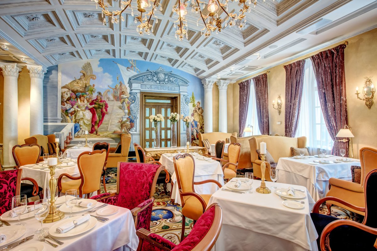 Очень красивый ресторан