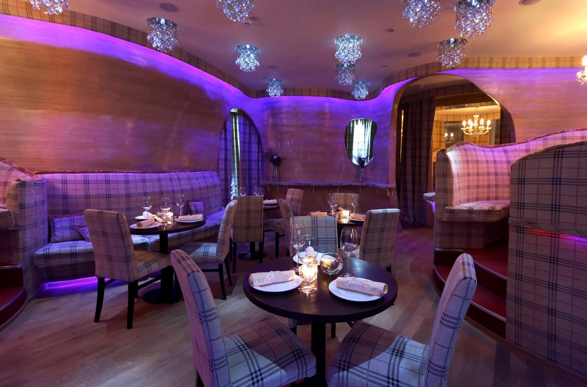 Красивый ресторан внутри