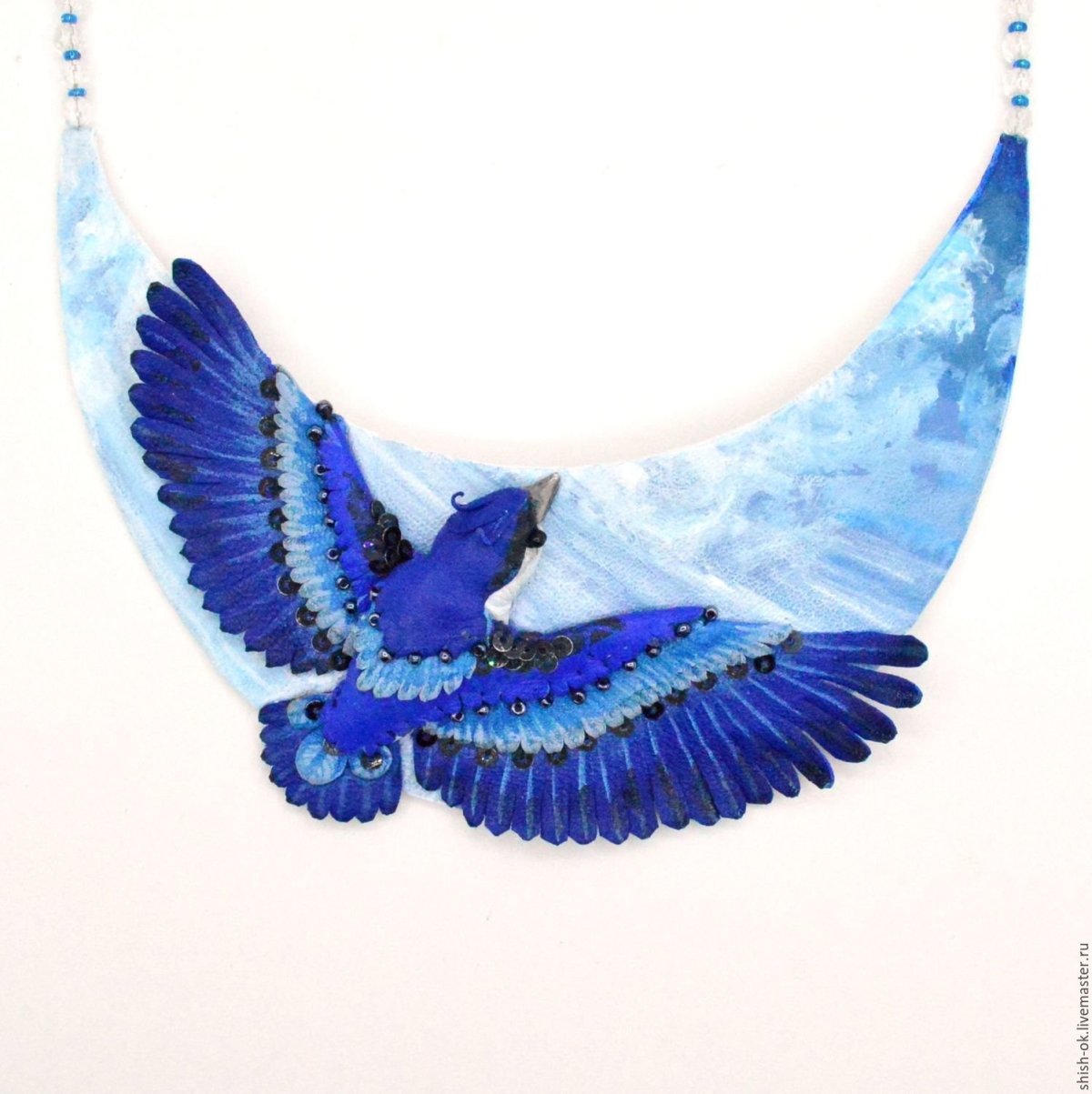 Птица счастья цвета ультрамарин